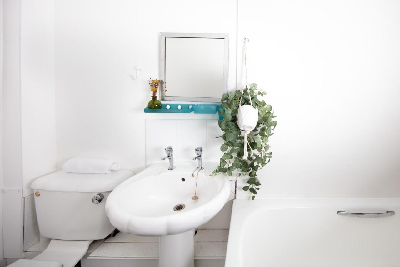 Fab Arthur Seat Views, Old Town Apartment Εδιμβούργο Εξωτερικό φωτογραφία